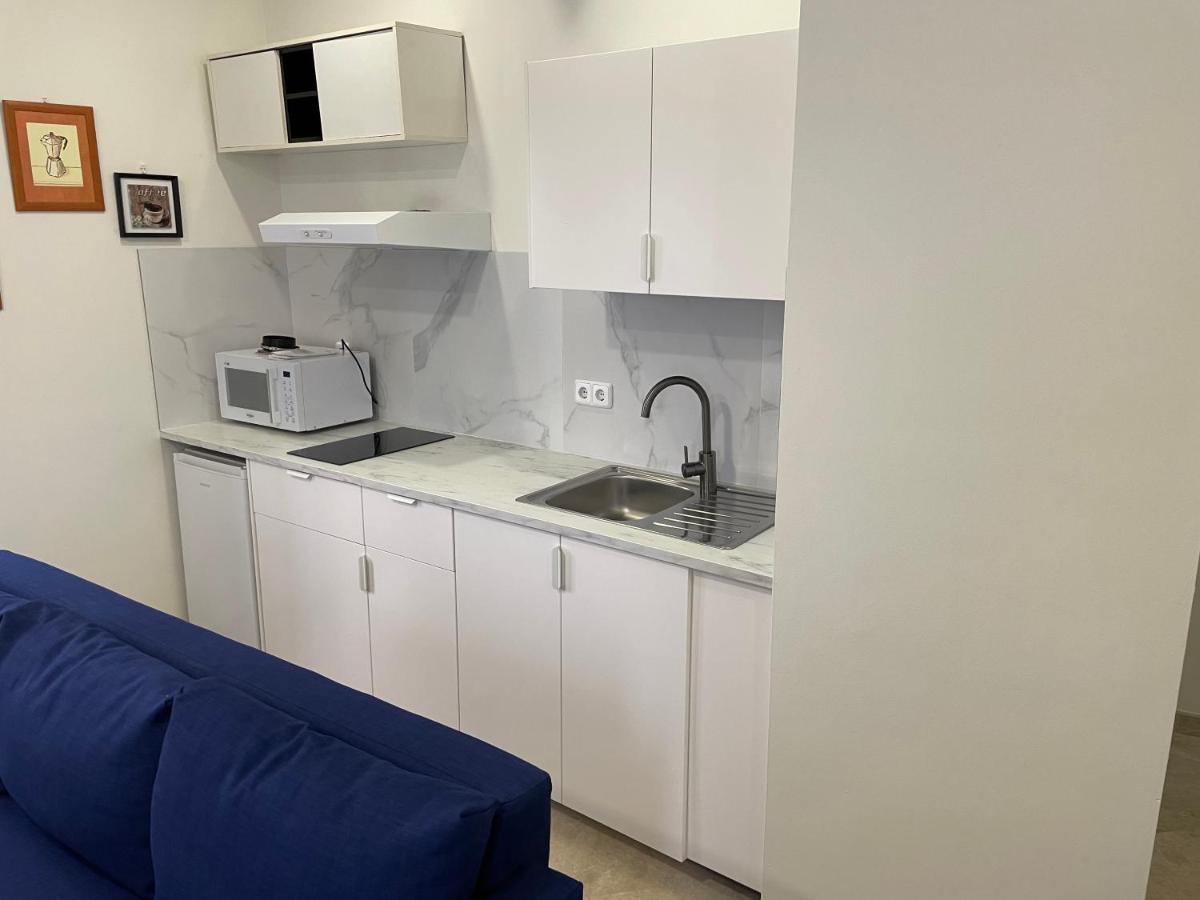 Petit Sagasta Apartamentos-Sagasta Севиля Екстериор снимка